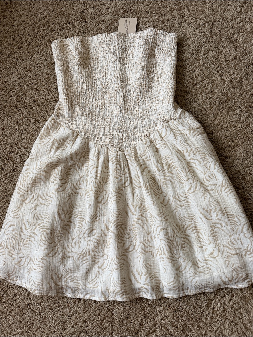 NWT Universal Thread Smocked Gauze Mini Dress Ivory Cream Floral Size M